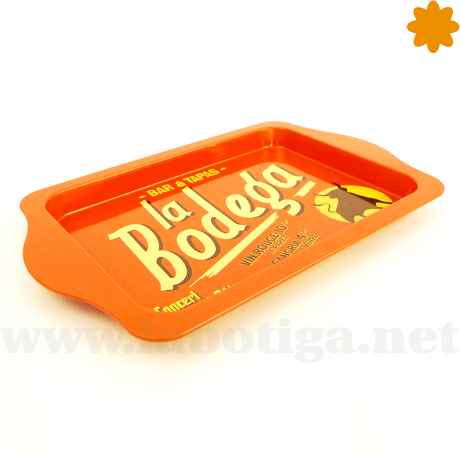 bandeja_rectangular_de_color_rojo_la_bodega_bar_tapas