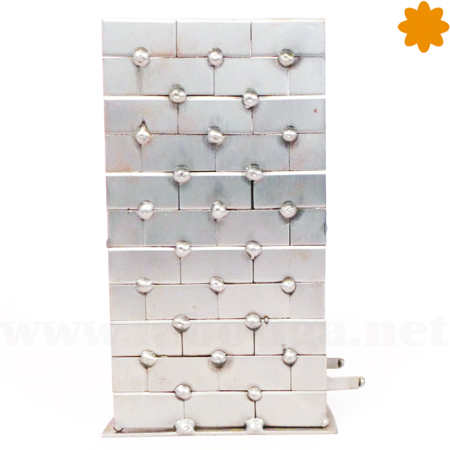 fabulosa_figura_meta_lica_de_un_alban_il_remolinando_la_pared