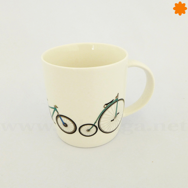 la_taza_caf_bicis_de_color_vintage