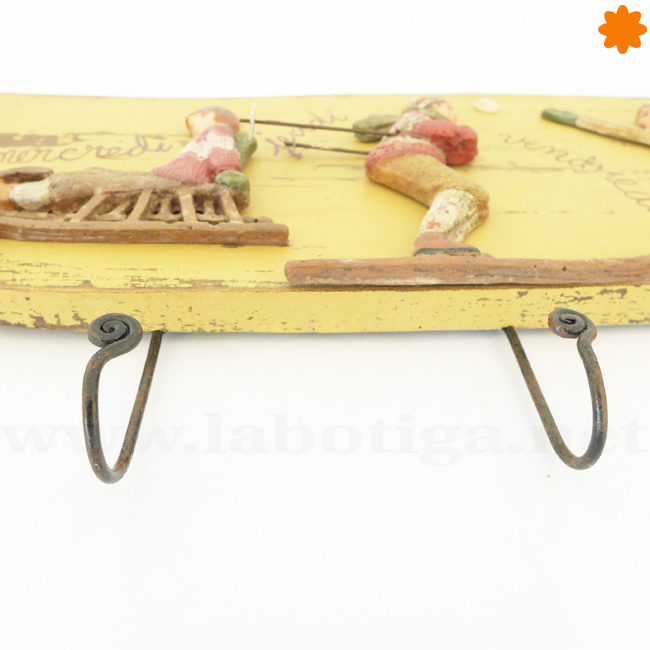 perchero_de_estilo_navide_o_para_decorar_la_pared