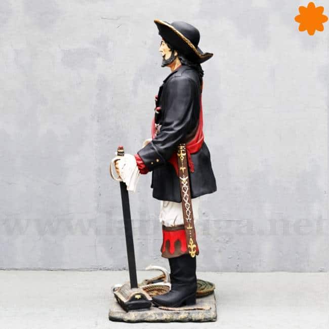 capitán pirata con espada y pistolas capitán pirata con espada y pistolas